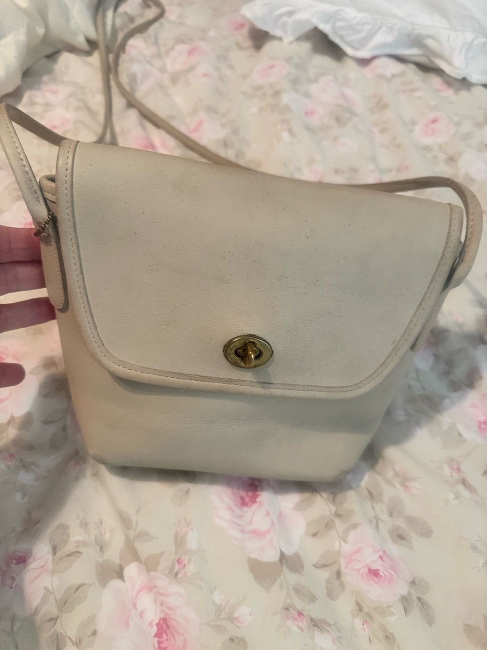 VINTAGE COACH Bone/Cream Leather Crossbody Bag with Turn-Lock Closure